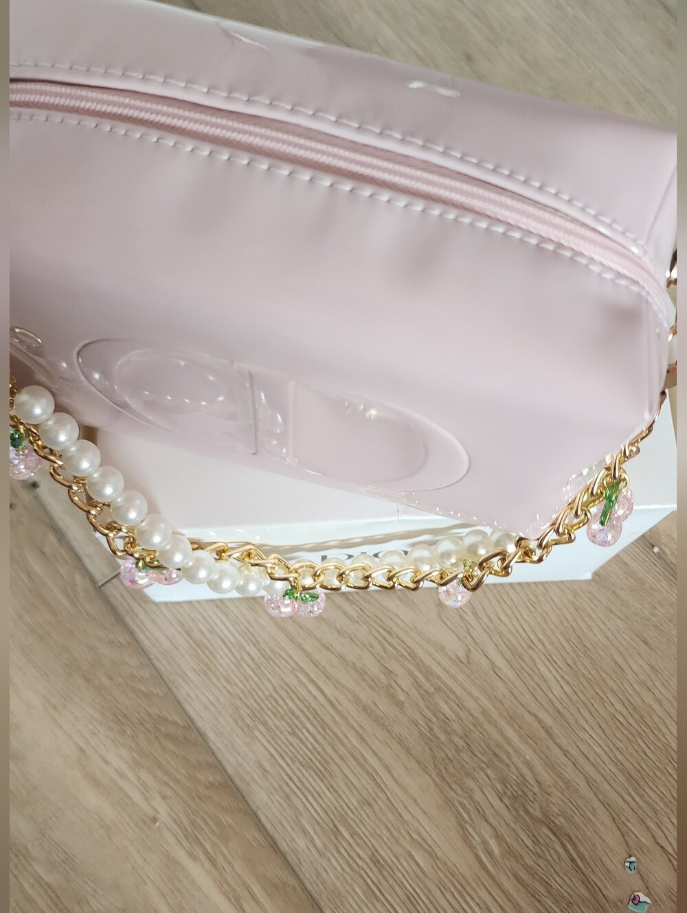 Dior Light Pink Patent CD logo Zip Pouch Clutch Bag With Pearl Gold Chain Strap - Picture 3 of 10